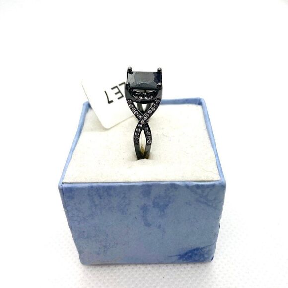 Size 7 925 Black Plated Square Cut Black Stone Ring - Picture 3 of 11
